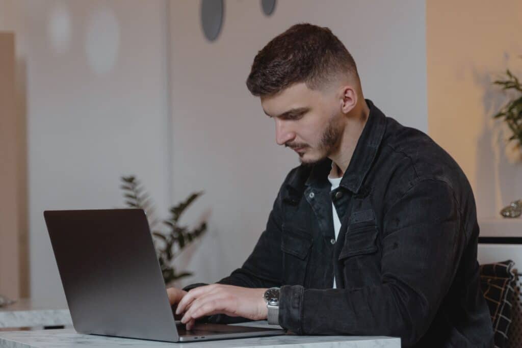 Ventajas Y Desventajas De Las Clases Online